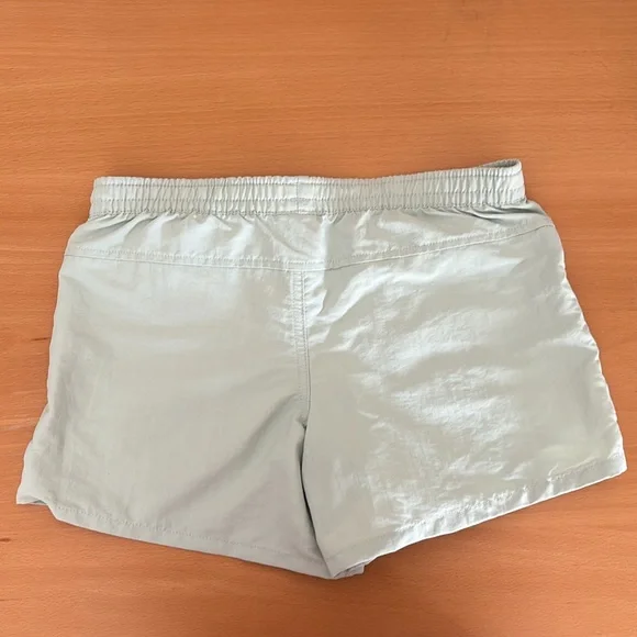 NWOT Patagonia Kids Baggies - Picture 4 of 4